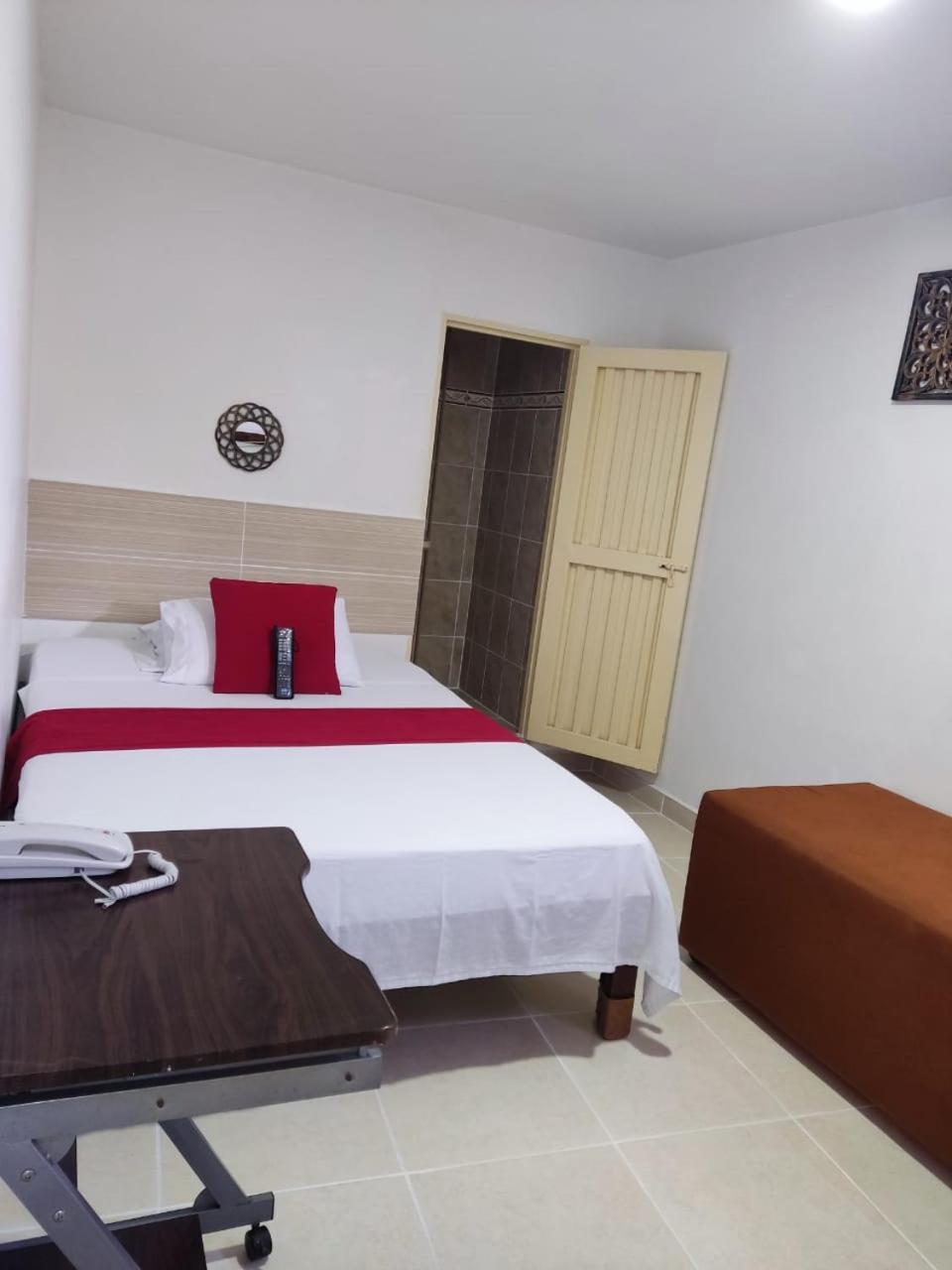 Hotel Mirador Plaza 佩雷拉 外观 照片
