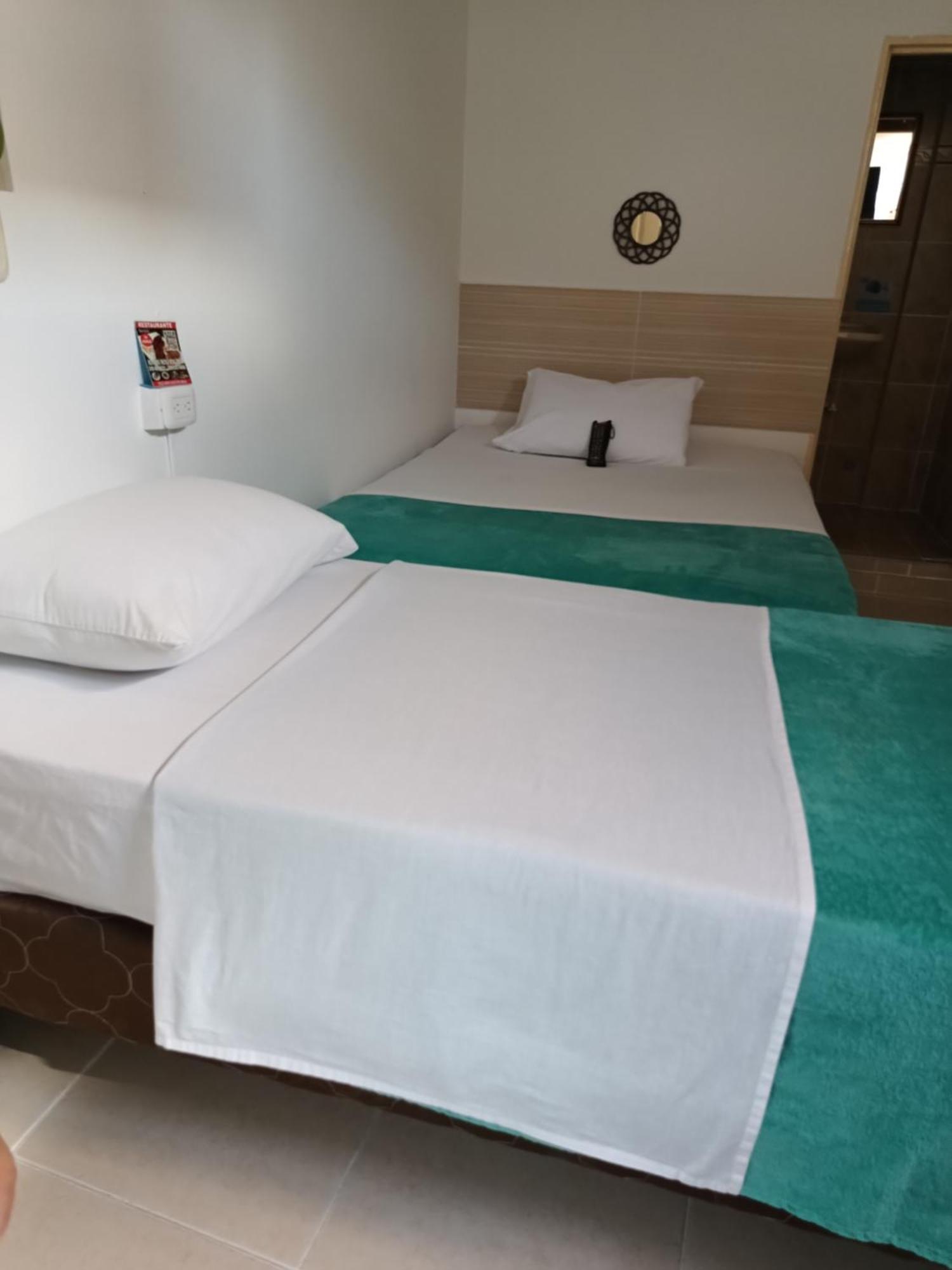 Hotel Mirador Plaza 佩雷拉 外观 照片